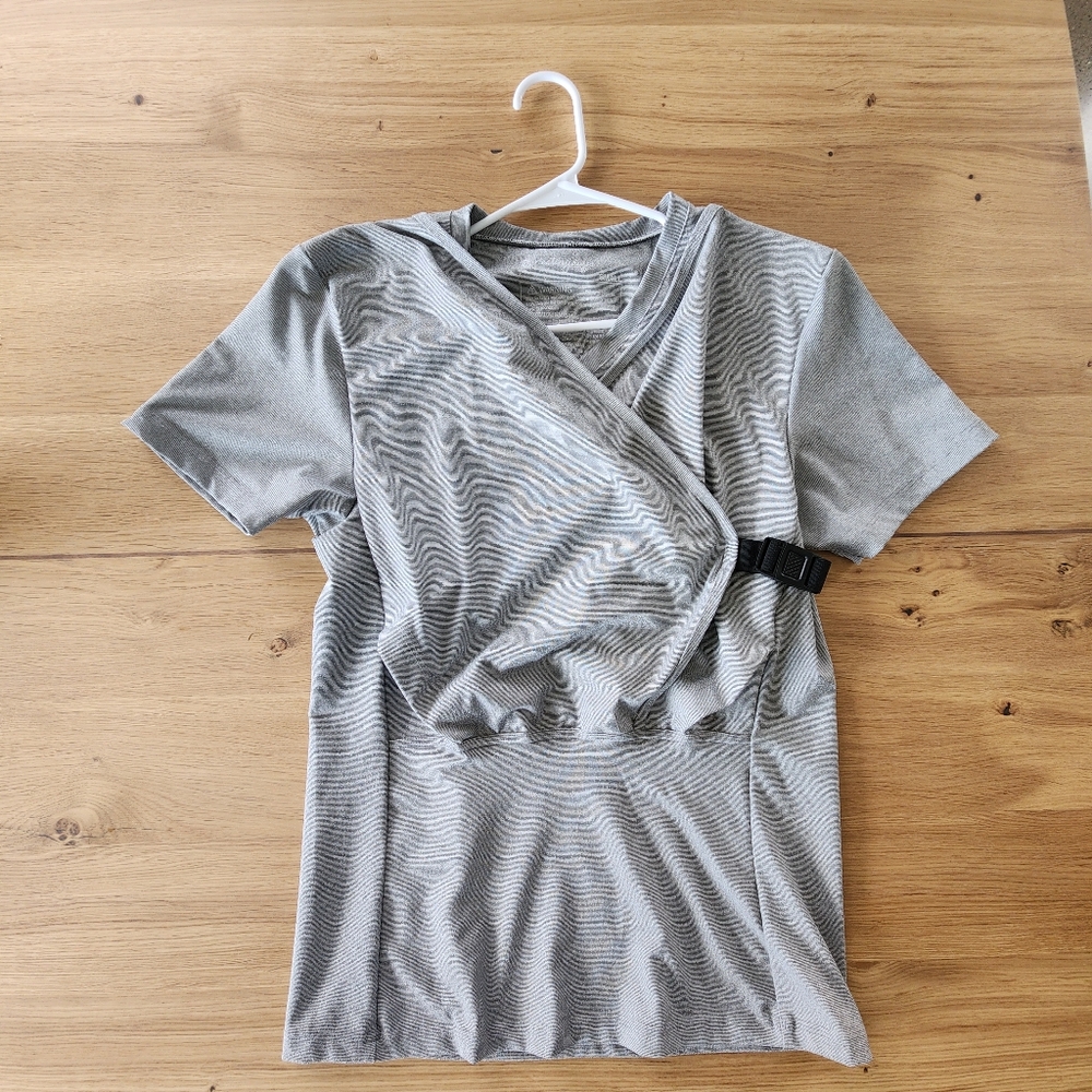Nesting Days Baby Wearing Shirt For Men - Size Small - (Similar to Lalabu)